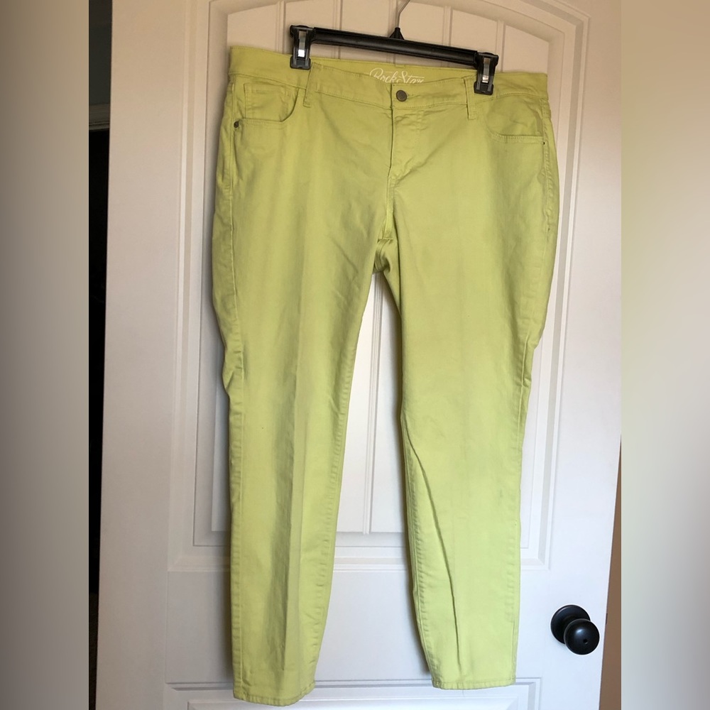 Old Navy Rock Star Yellow Jeans, Women’s Size 18
